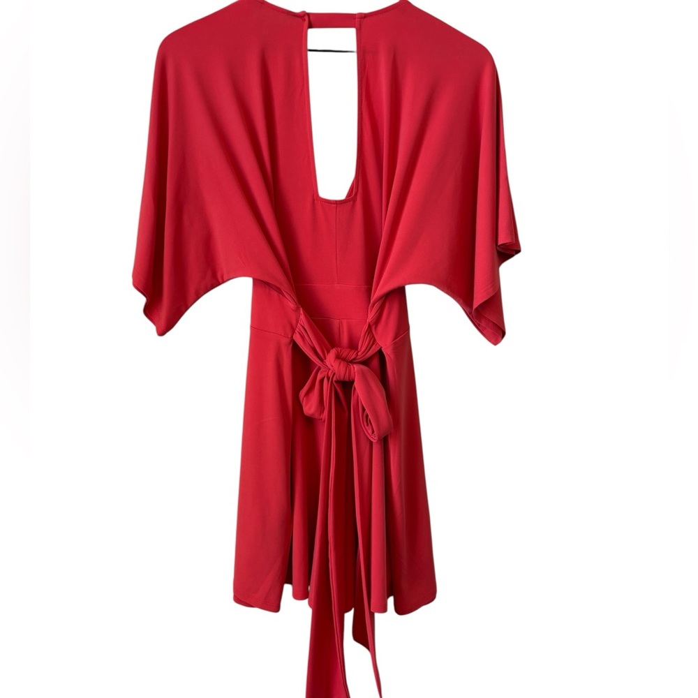 Express Watermelon Pink Flowy Romper Sz M Tie Back Deep V Neck Cut Out Stretchy - Picture 5 of 9